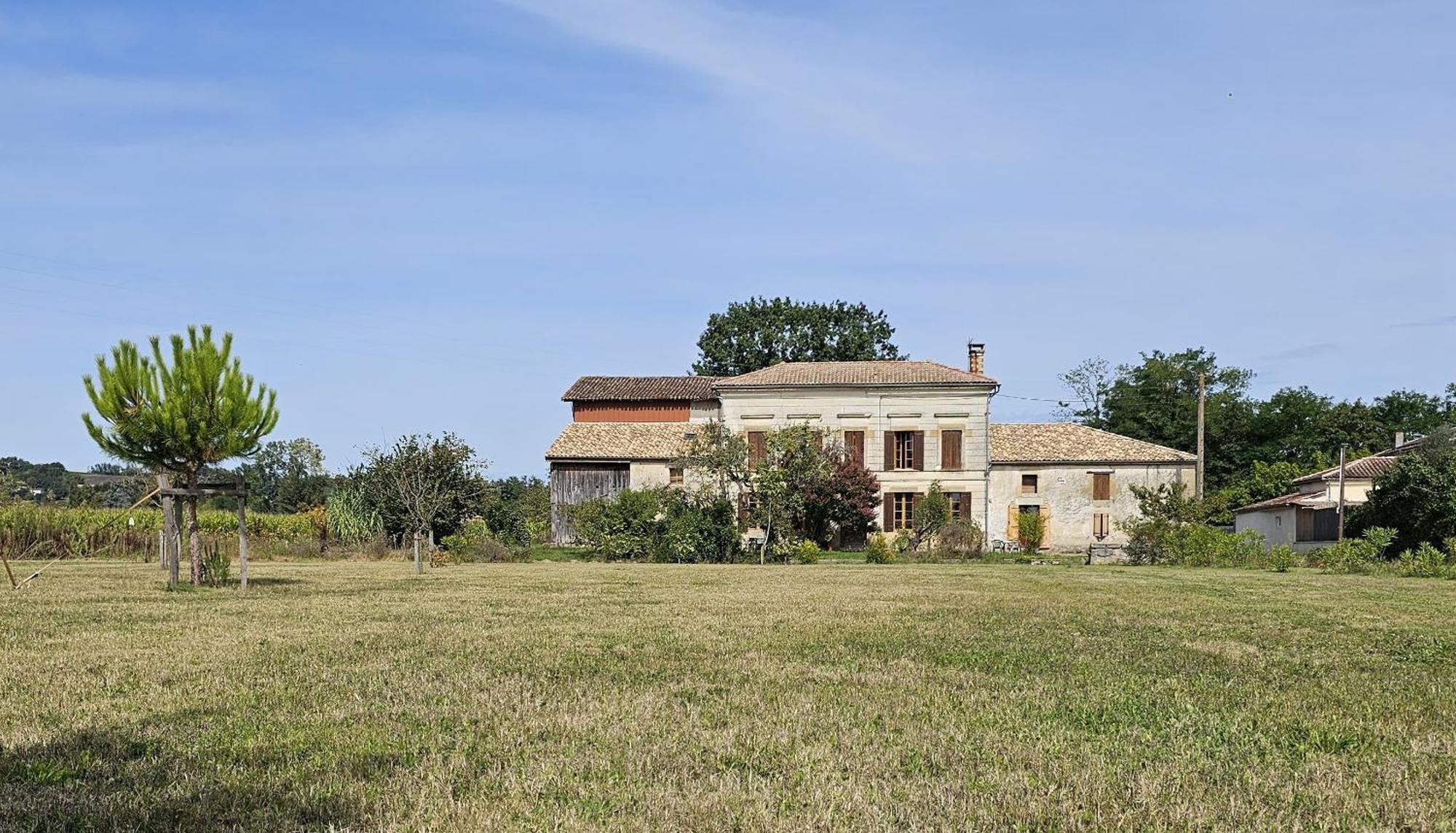 Le Logement Des Barthes Mongauzy Exterior photo